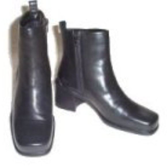 ECCO Black Leather Ankle Boots Booties - Sz 7, 7.5 - Picture 2 of 6